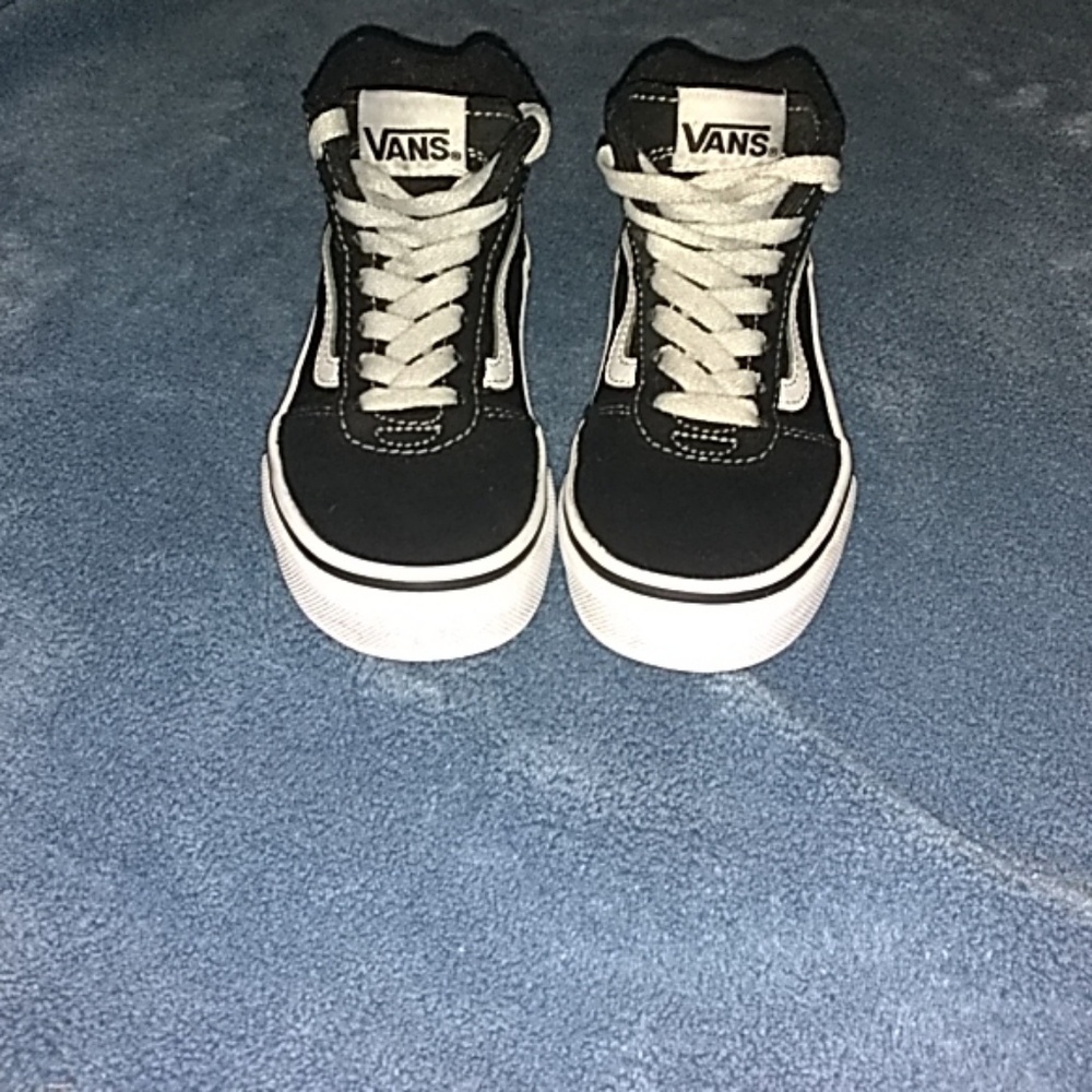 Boys high top vans.